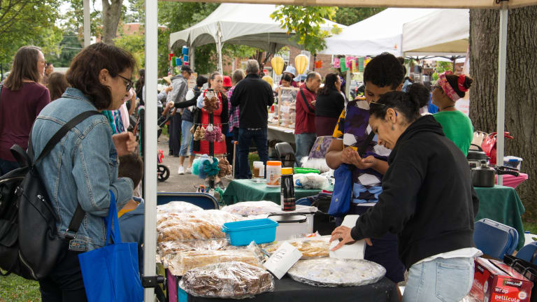 Affiche de Marché artisanal et fermier au Maison Robert-Bélanger à Montréal, le 5 septembre 2026